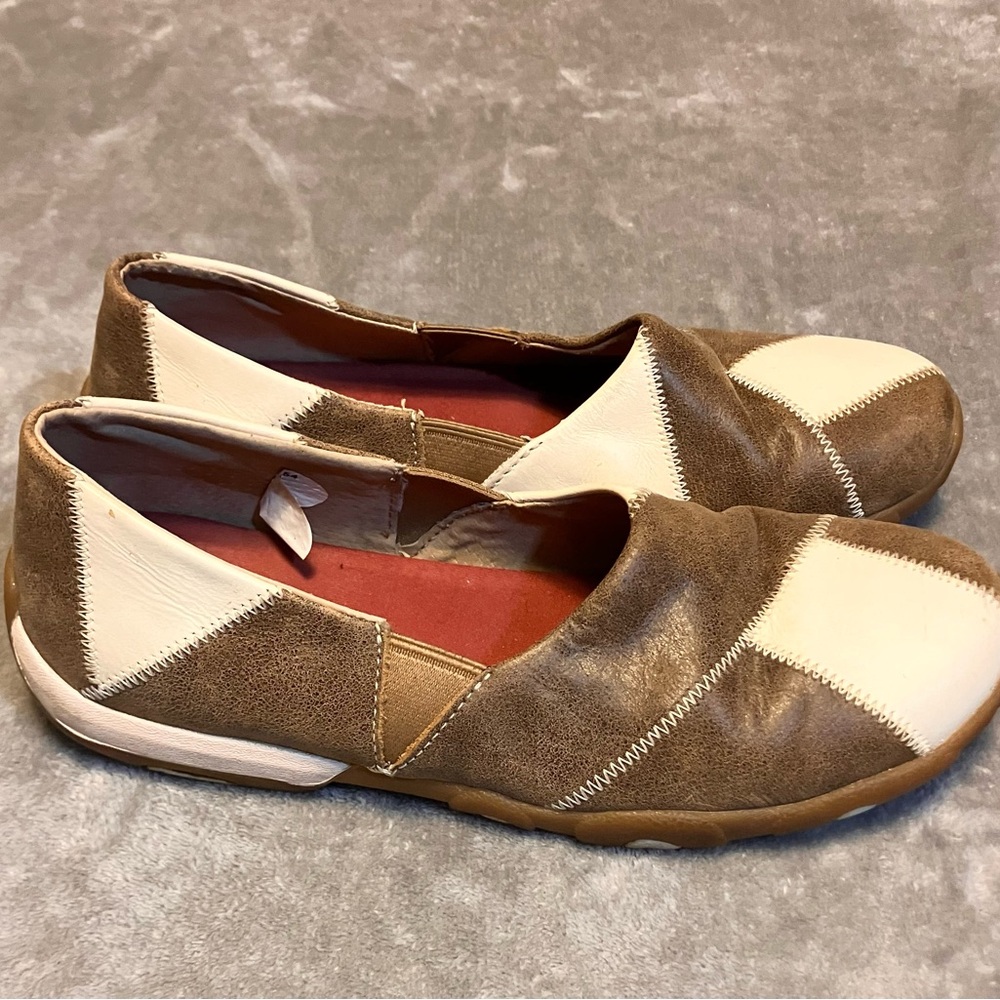 Twisted X Women's 9M Brown Cream Patchwork Driving Leather Bomber Slip-On Shoes